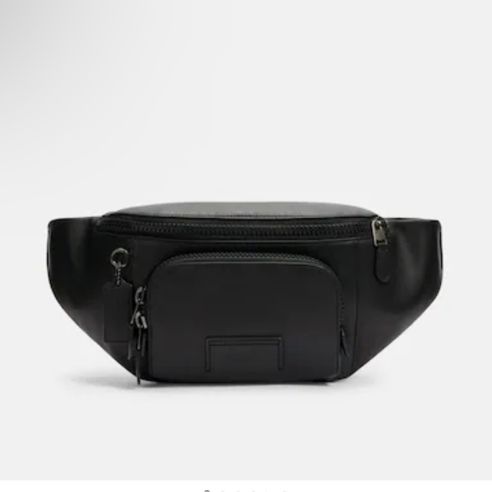 NEW WITH TAGS COACH BELT BAG